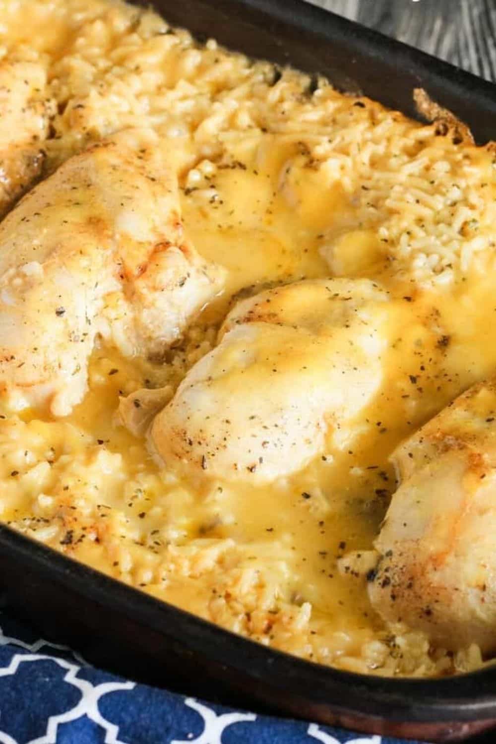 Cheesy Chicken and Rice Casserole